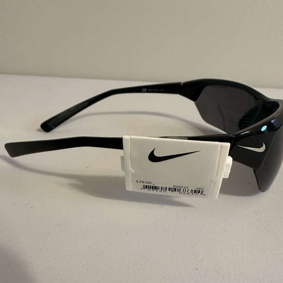 Nike Skylon Ace Max Optics Sunglasses M DV2163 010 in Black NWT - Picture 7 of 12